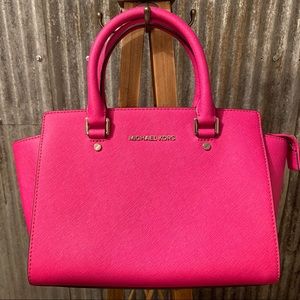 *SOLD* Michael Kors Large Selma